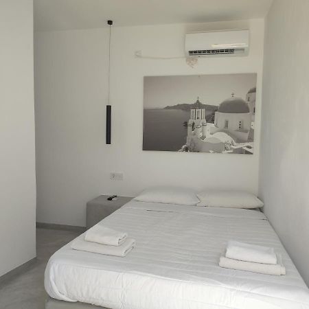 Thira Economy Rooms Fira  Esterno foto