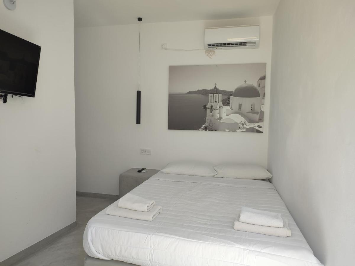 Thira Economy Rooms Fira  Esterno foto