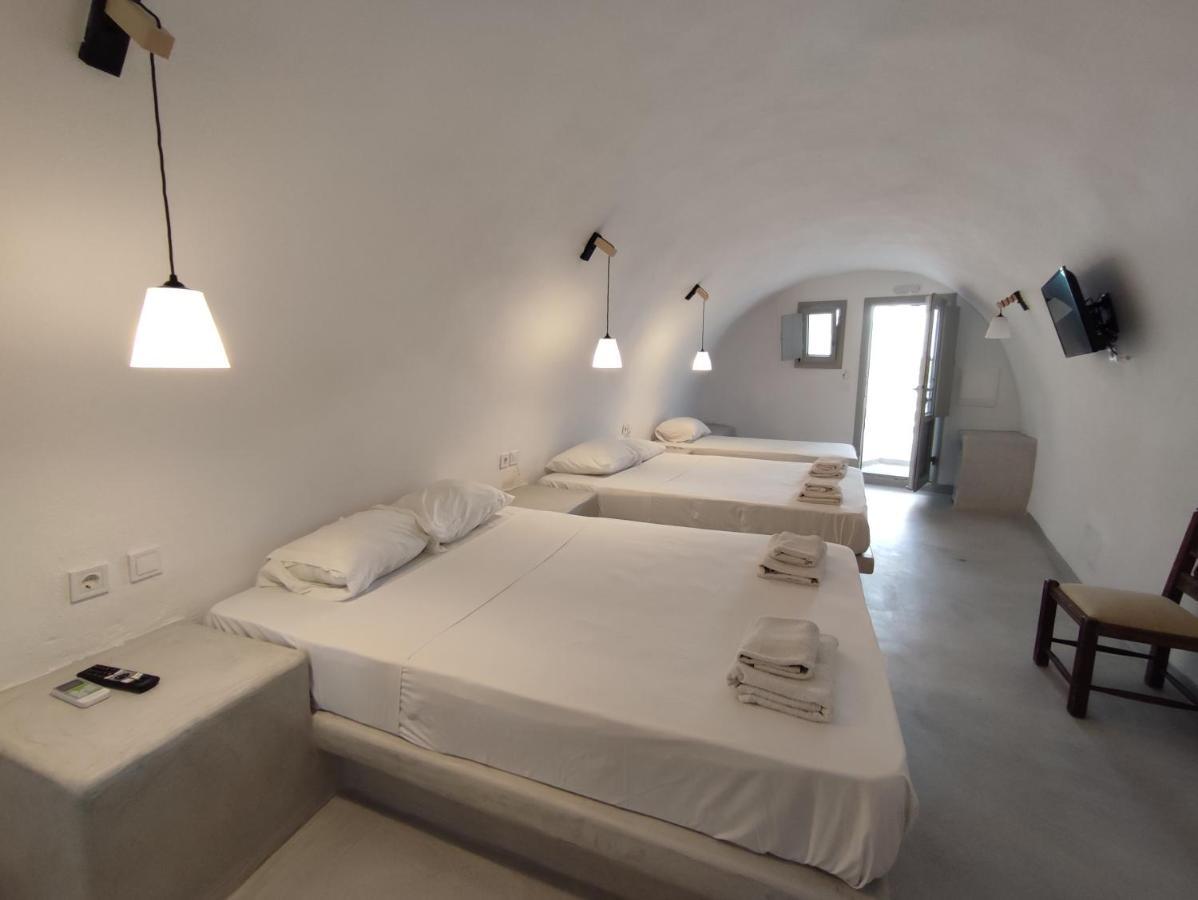 Thira Economy Rooms Fira  Esterno foto