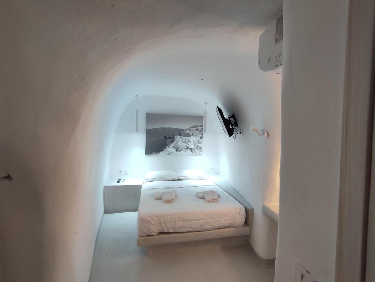 Thira Economy Rooms Fira  Esterno foto