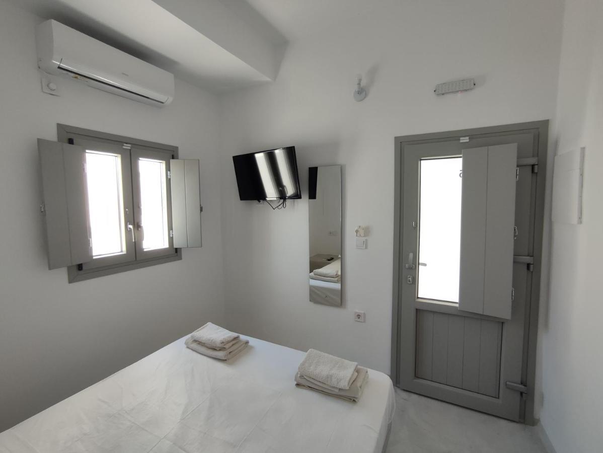 Thira Economy Rooms Fira  Esterno foto