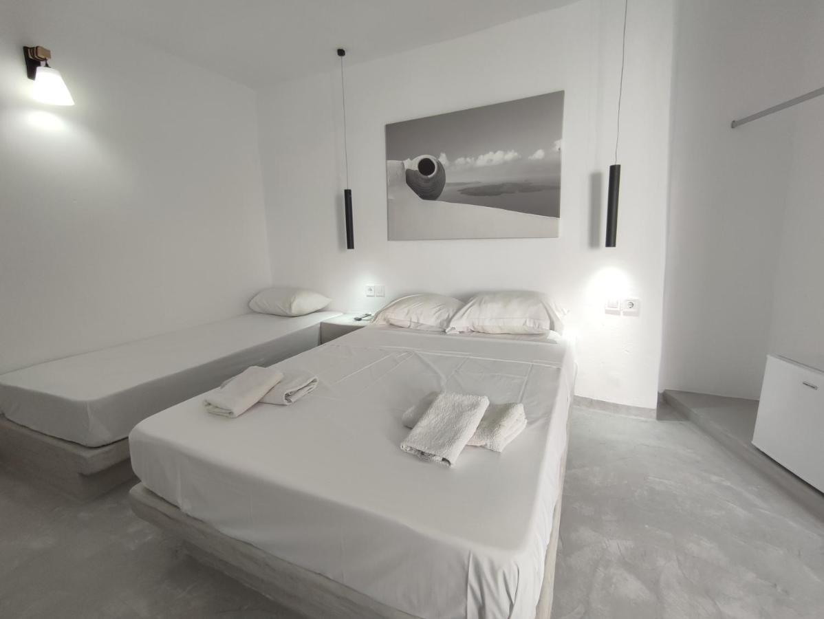 Thira Economy Rooms Fira  Esterno foto