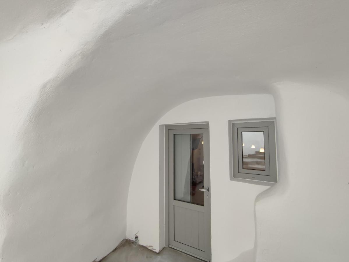 Thira Economy Rooms Fira  Esterno foto